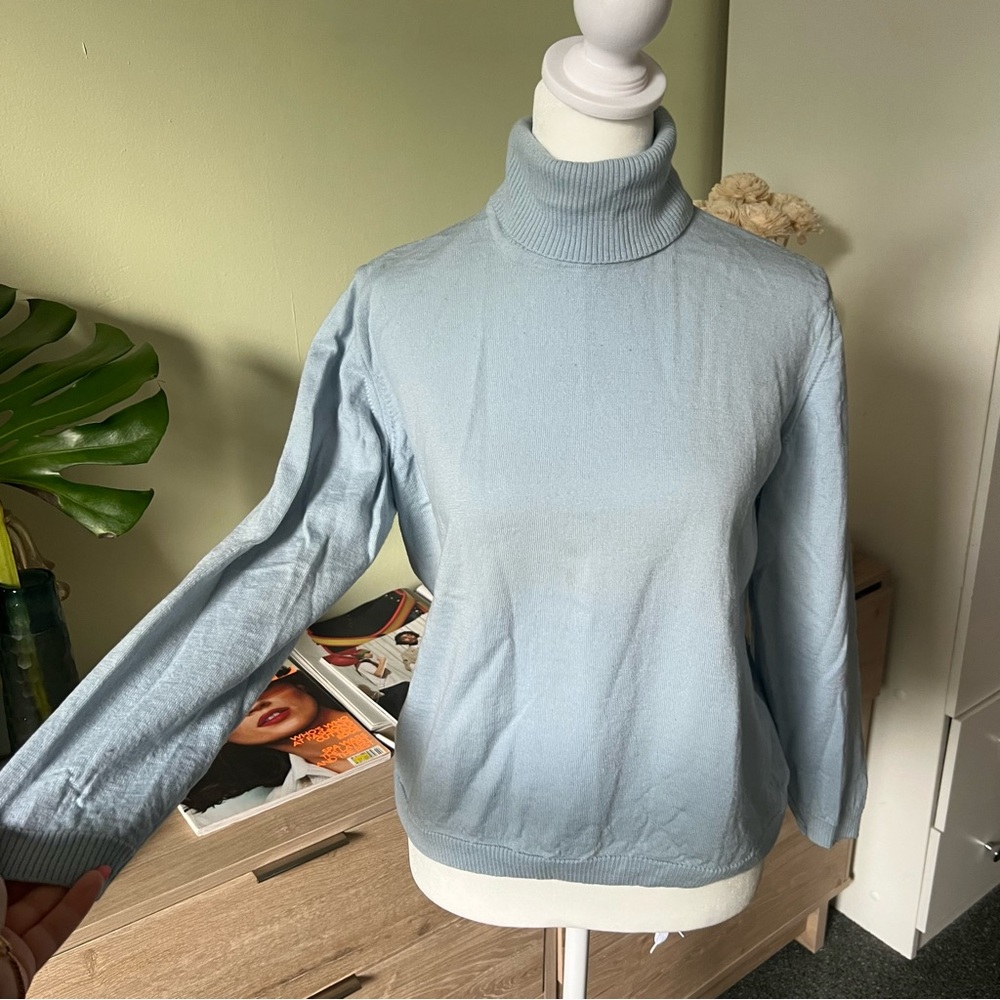 Pastel Blue 100% Wool Turtleneck Modest Long-Sleeve Lightweight Sweater Shirt L
